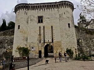 MARTES 27/06/2017: Montresor, Loches, - 10 días por los castillos del Loira en autocaravana (10)