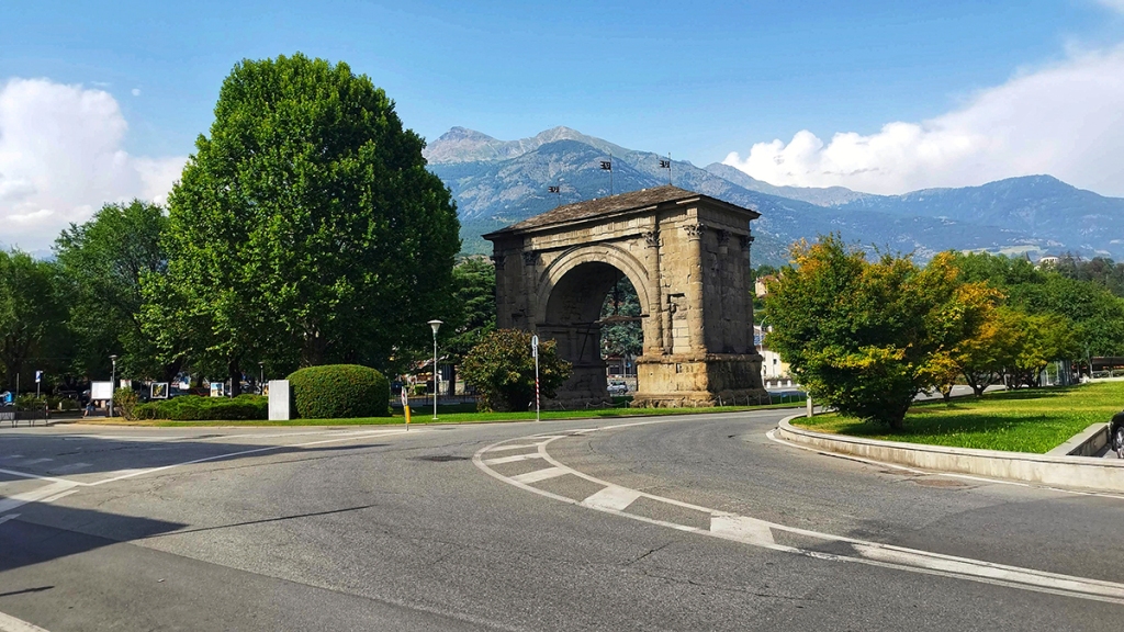 SKYWAY MONTE BLANCO - AOSTA - El valle de Aosta en autocaravana (17)