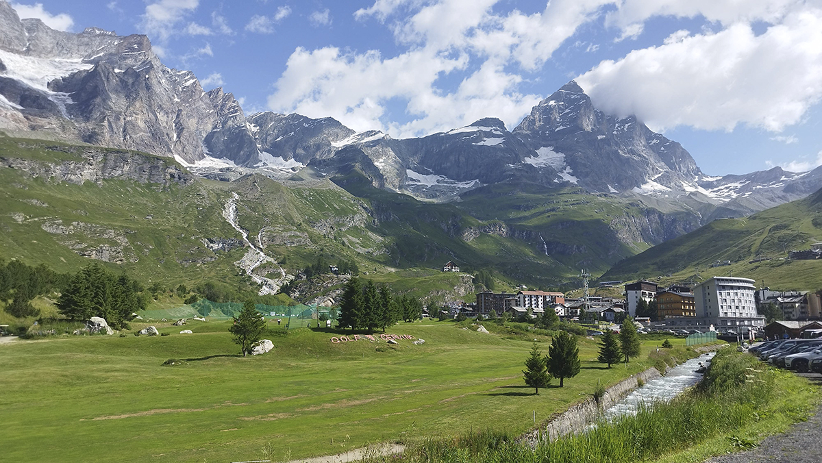 BREUIL-CERVINIA Y SUBIDA AL MATTERHORN GLACIER PARADISE - El valle de Aosta en autocaravana (2)